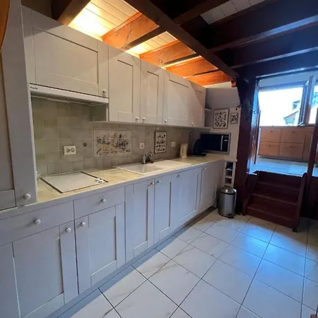 Rare 2 Bedroom With Private On Annecy