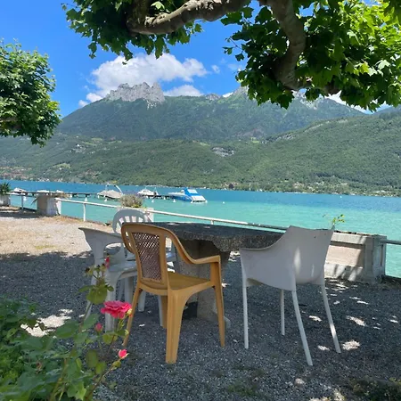 Rare 2 Bedroom With Private On Annecy Apartment Doussard